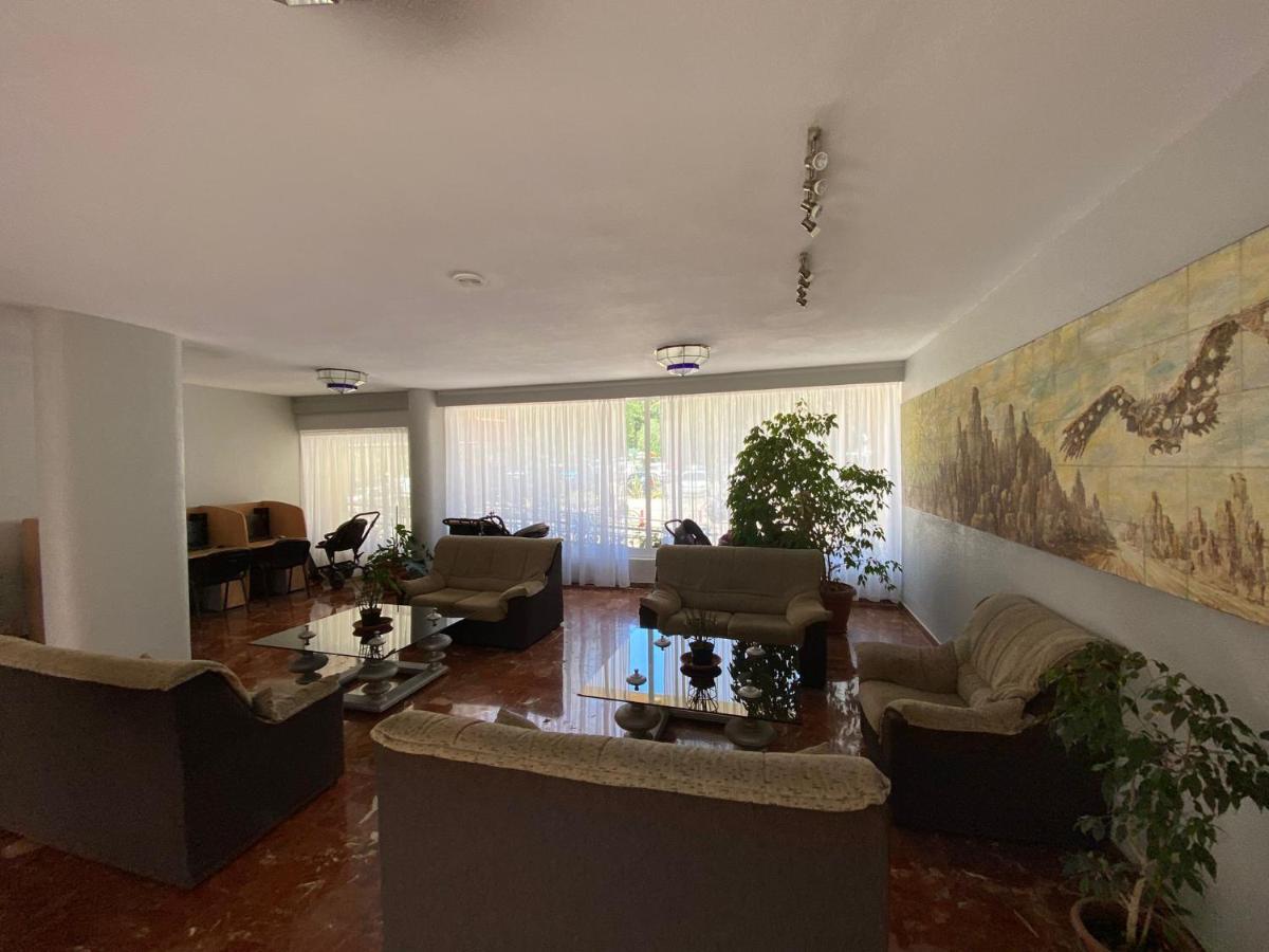 Apt Con Espectacular Vista, Piscinas, Recep 24 Hs بينالماذينا المظهر الخارجي الصورة